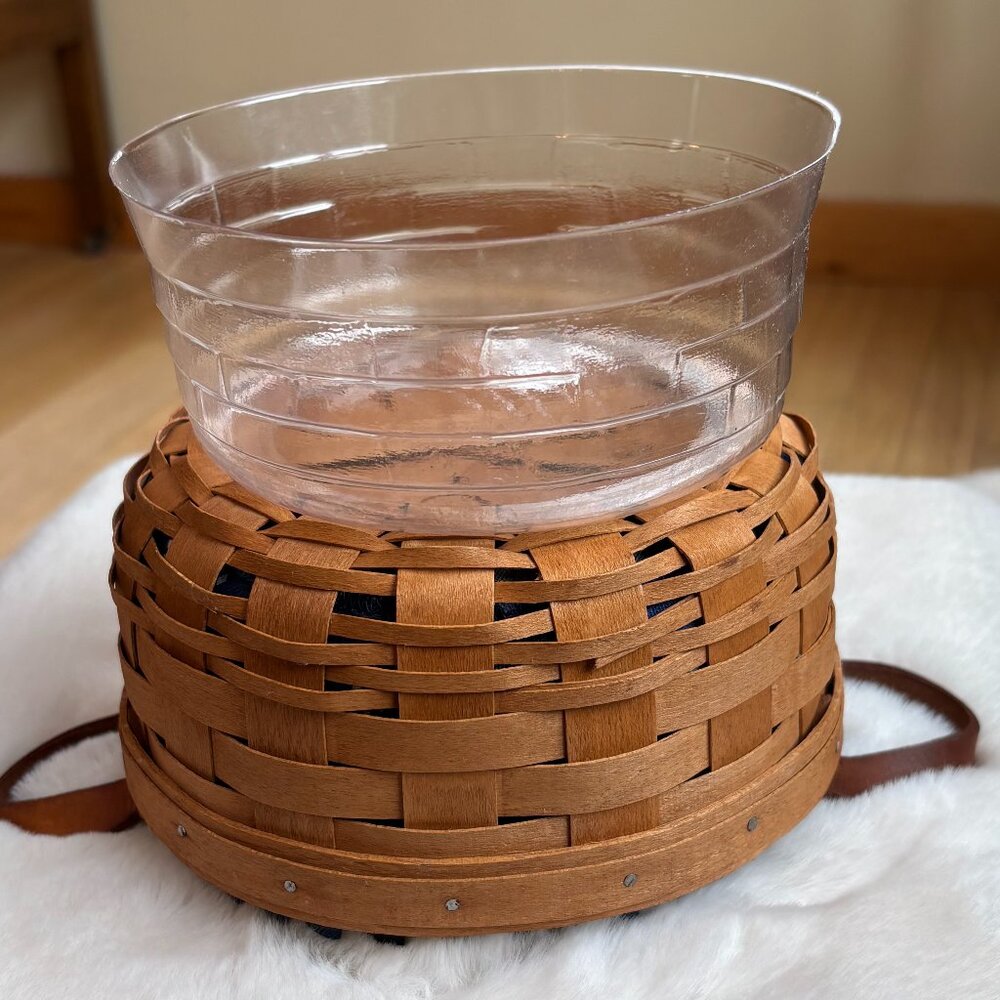 Longaberger Vintage Classic Brown Button Basket W/Plastic Protector & Blue Liner - Picture 9 of 16